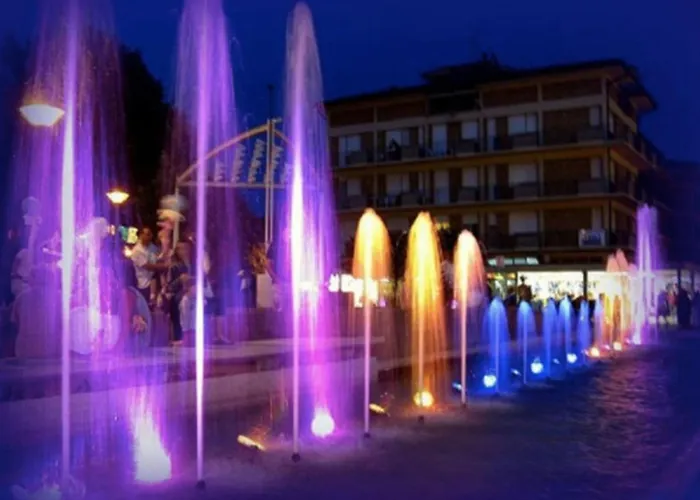 Charming Coastal With Pool Διαμέρισμα